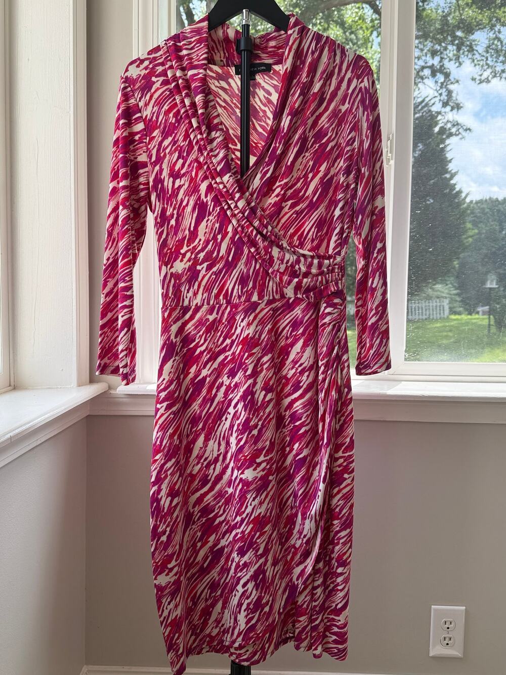 Jones New York Dress L Pink Abstract Print Draped Faux Wrap Long Sleeve Midi - Picture 1 of 7